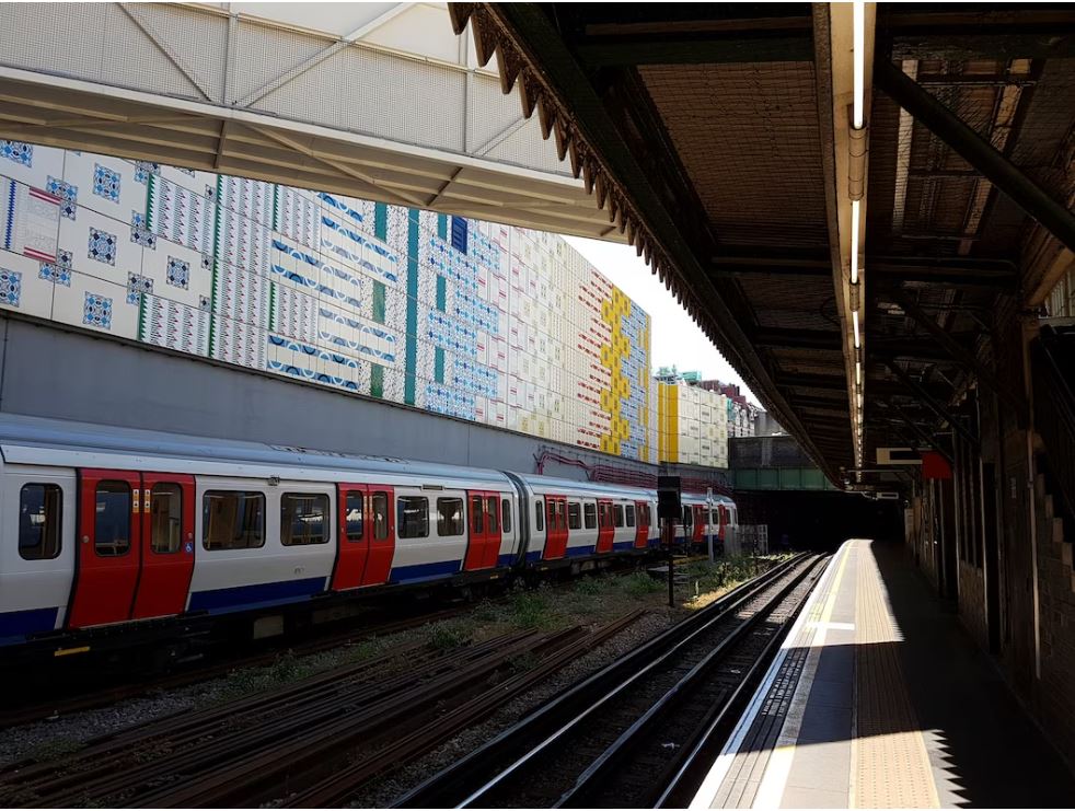 train london st ives